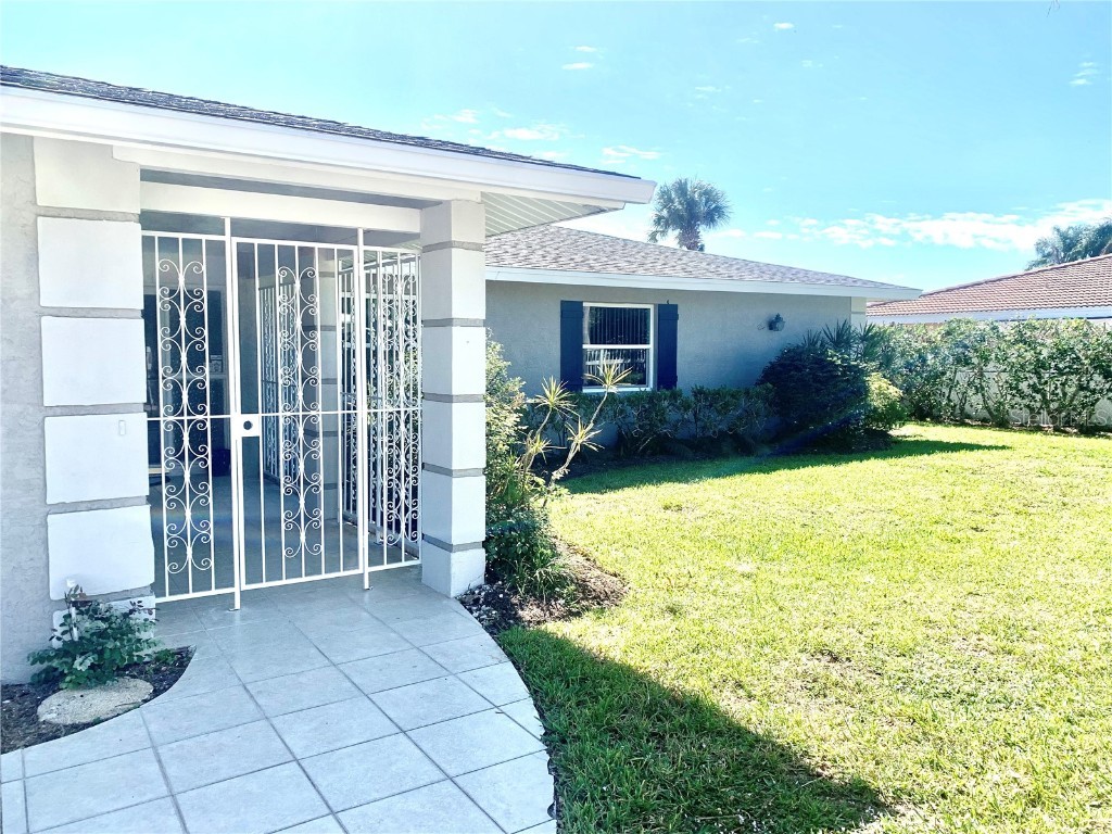 1714 Meadowood Street Sarasota FL 34231 A4624047 image5