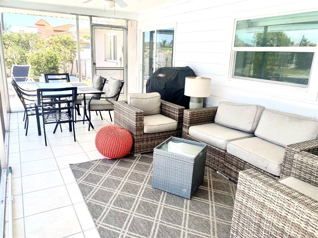 1714 Meadowood Street Sarasota FL 34231 A4624047 image50