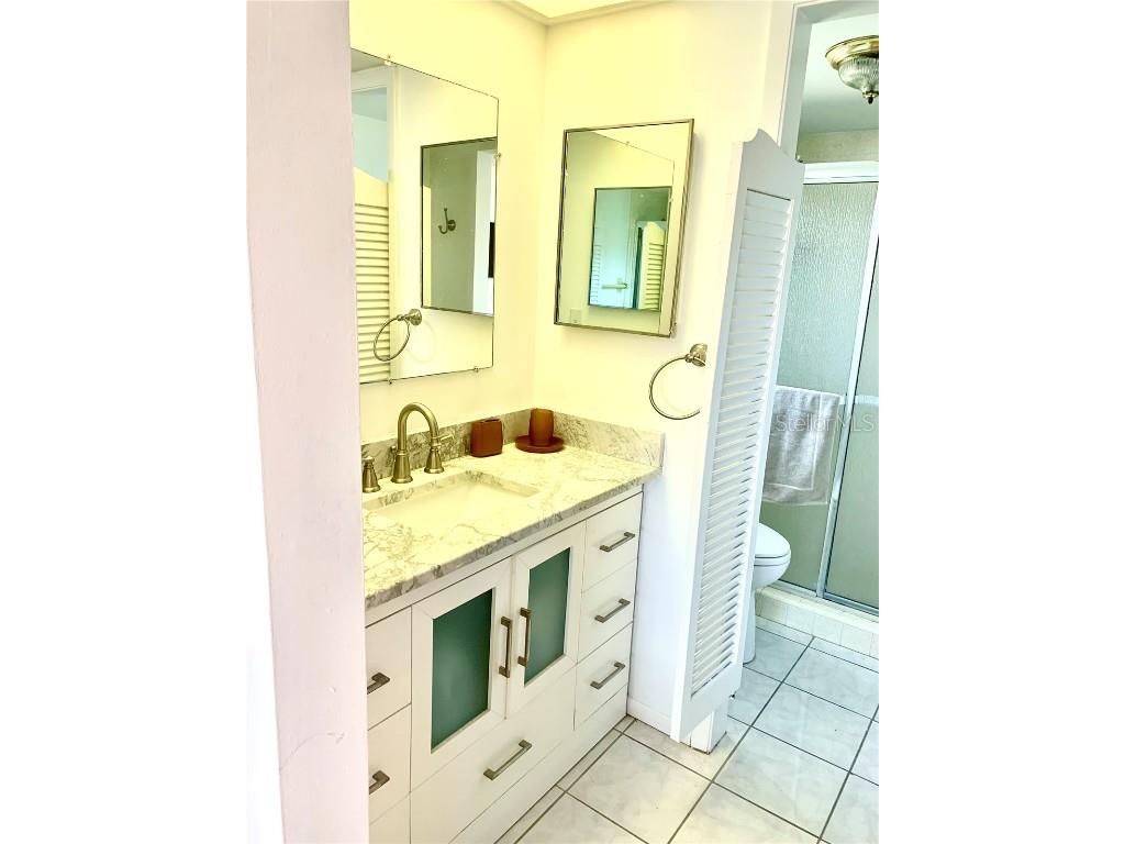 1714 Meadowood Street Sarasota FL 34231 A4624047 image53