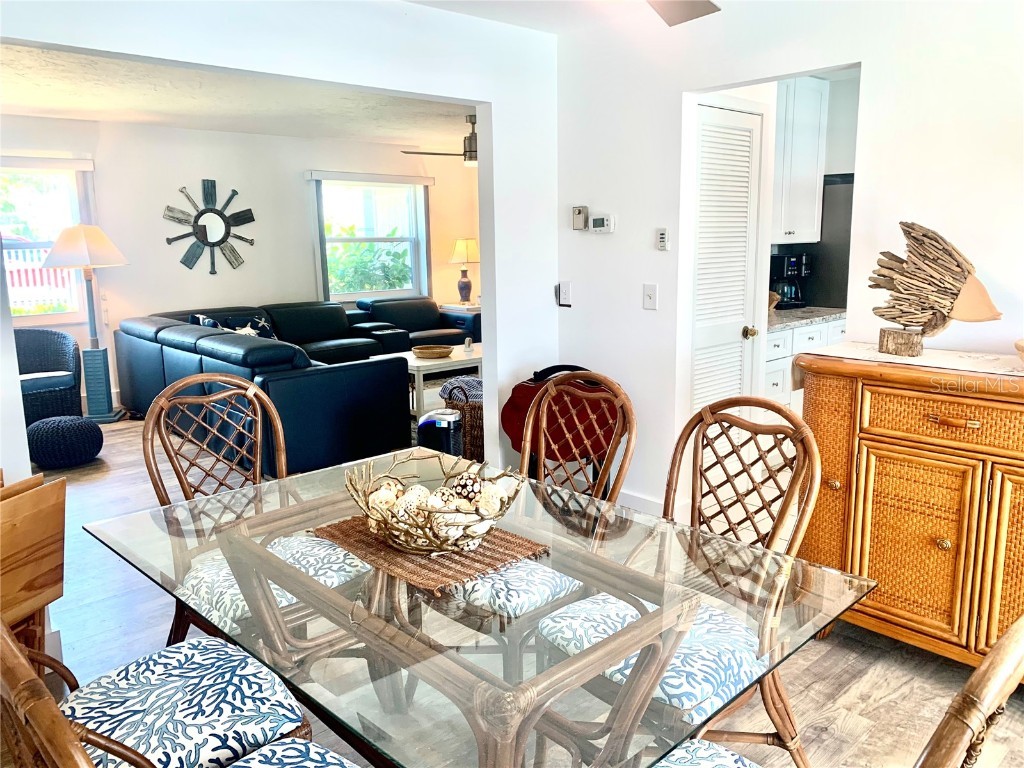 1714 Meadowood Street Sarasota FL 34231 A4624047 image54