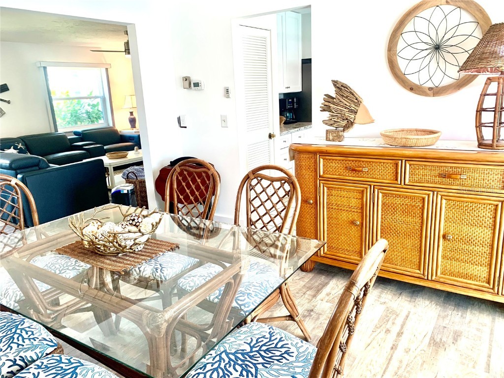 1714 Meadowood Street Sarasota FL 34231 A4624047 image56