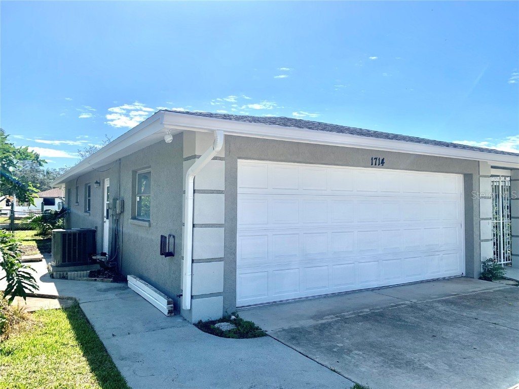 1714 Meadowood Street Sarasota FL 34231 A4624047 image6