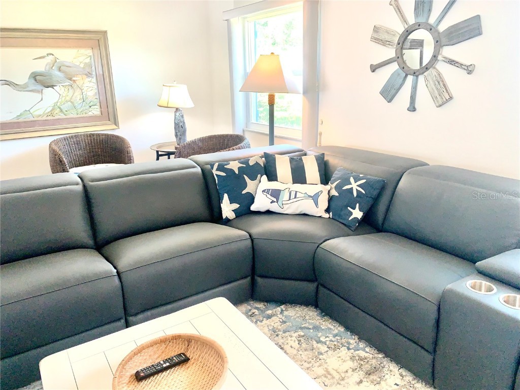 1714 Meadowood Street Sarasota FL 34231 A4624047 image9