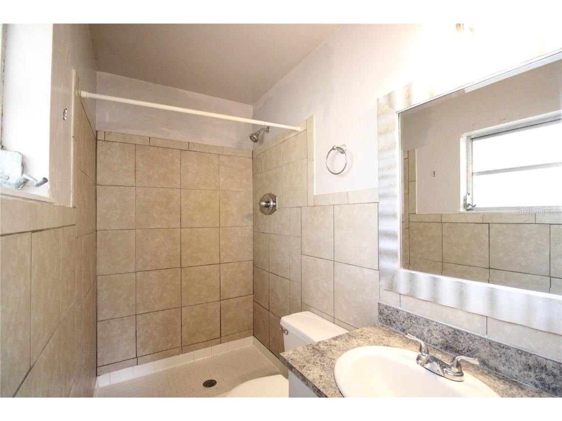 1714 NW 38th Street Gainesville FL 32605 GC533772 image13