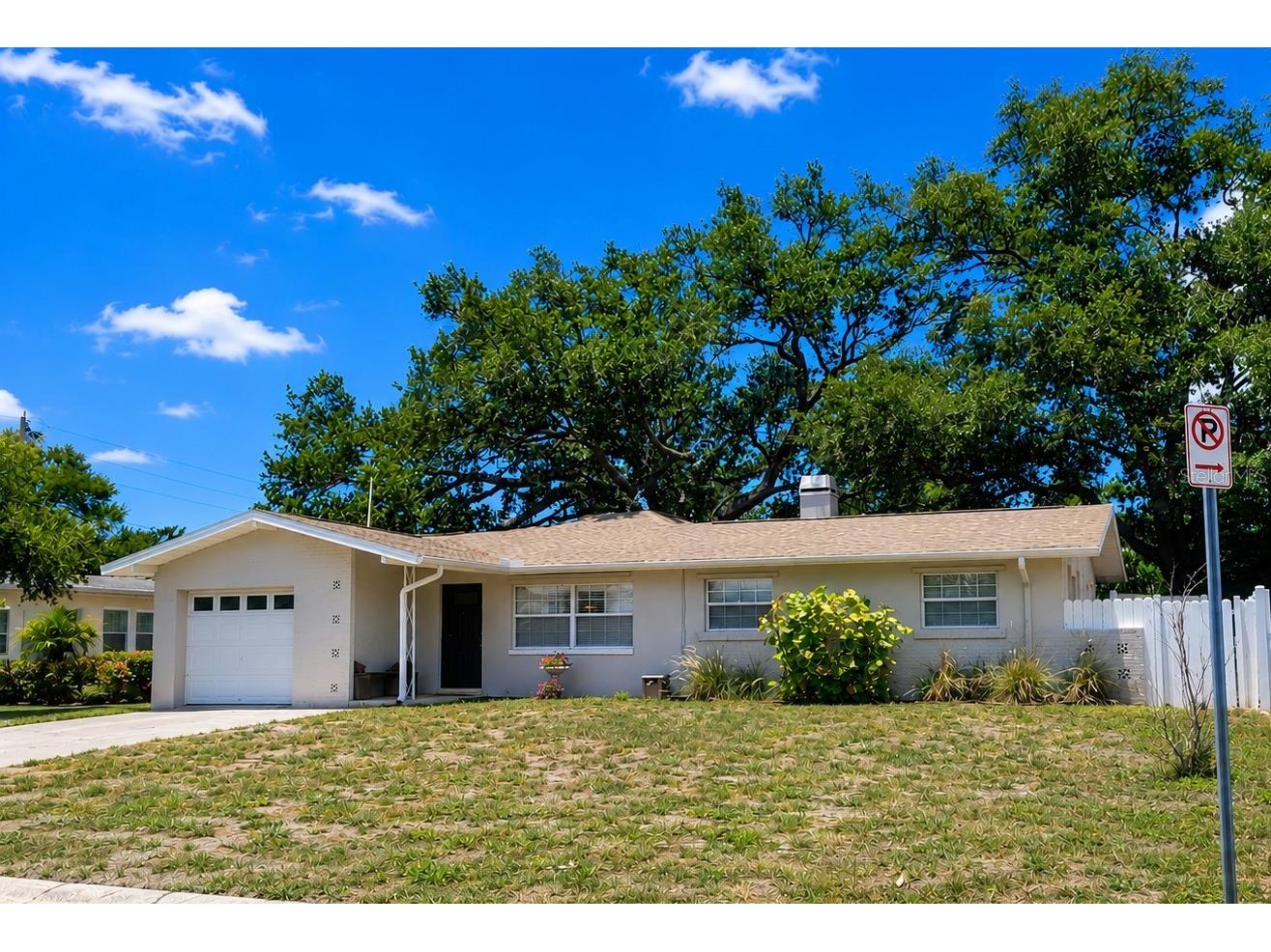 1714 Prince Philip Street Clearwater FL 33755 TB8517151 image1