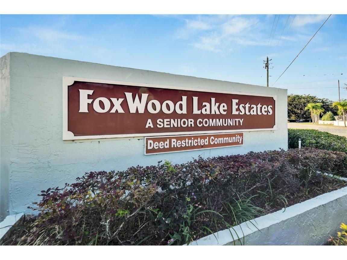 1714 Sherwood Hill Drive Lakeland FL 33810 L4941666 image1