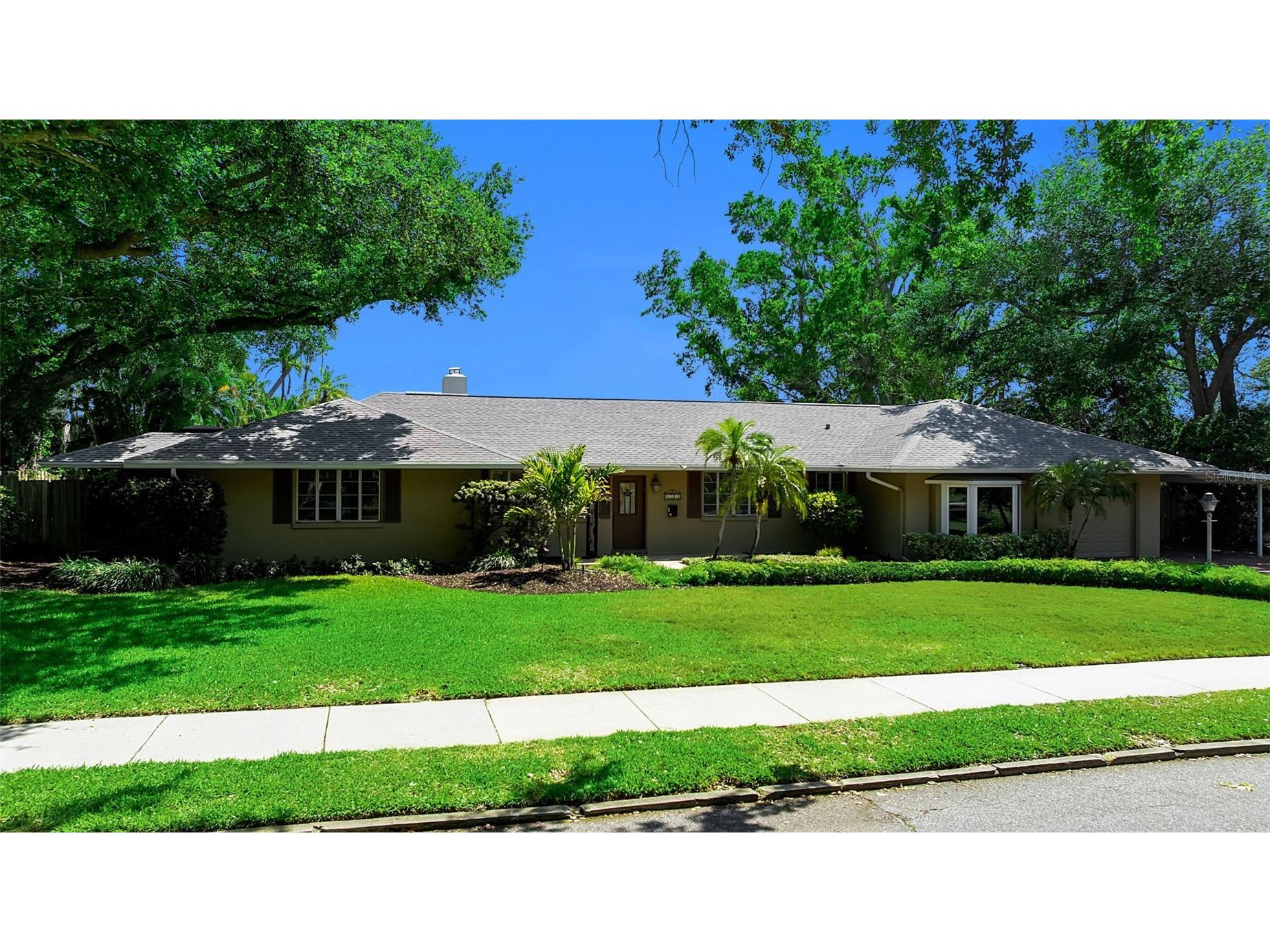 1714 South Drive Sarasota FL 34239 A4686448 image1