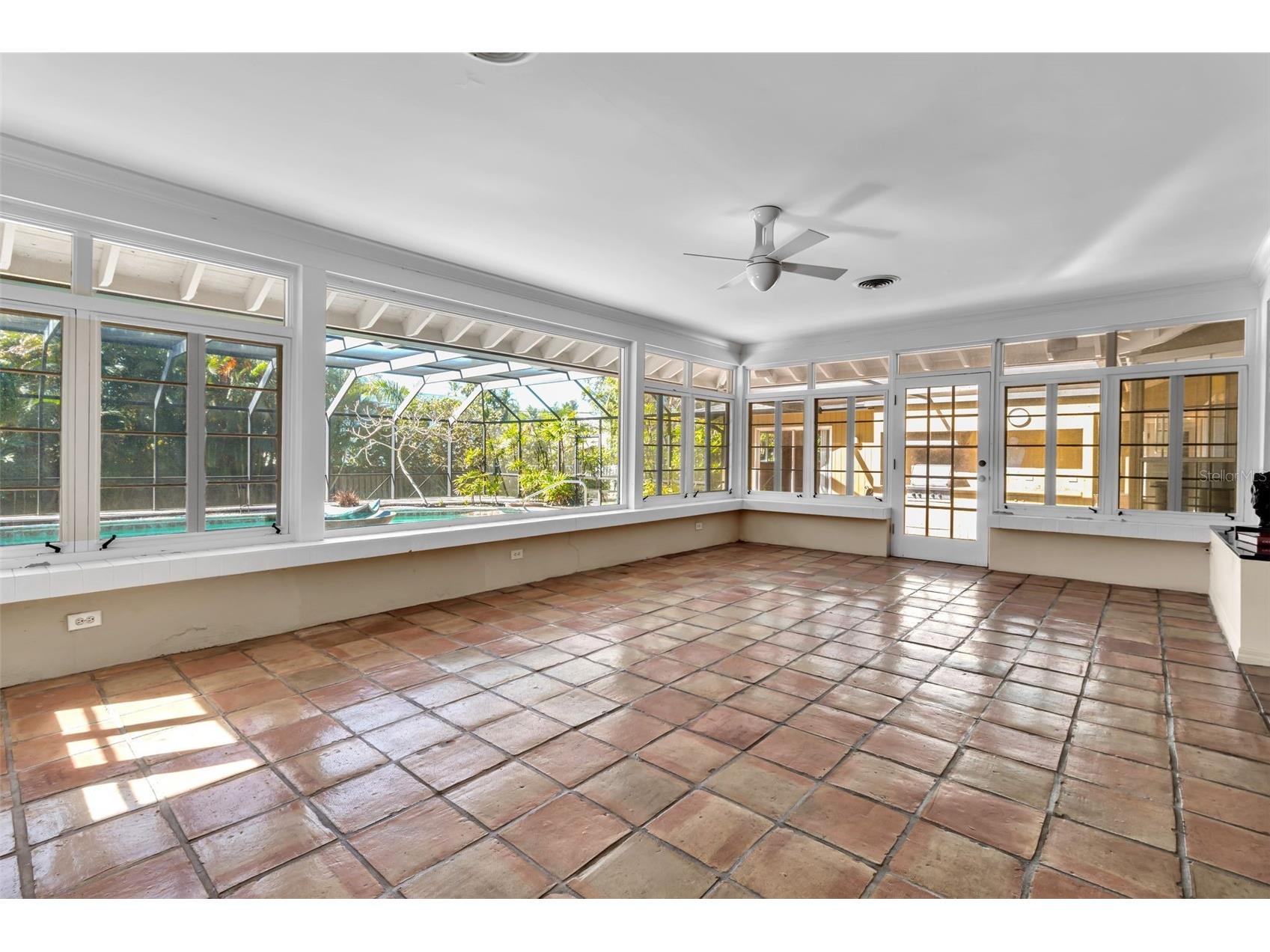 1714 South Drive Sarasota FL 34239 A4686448 image15