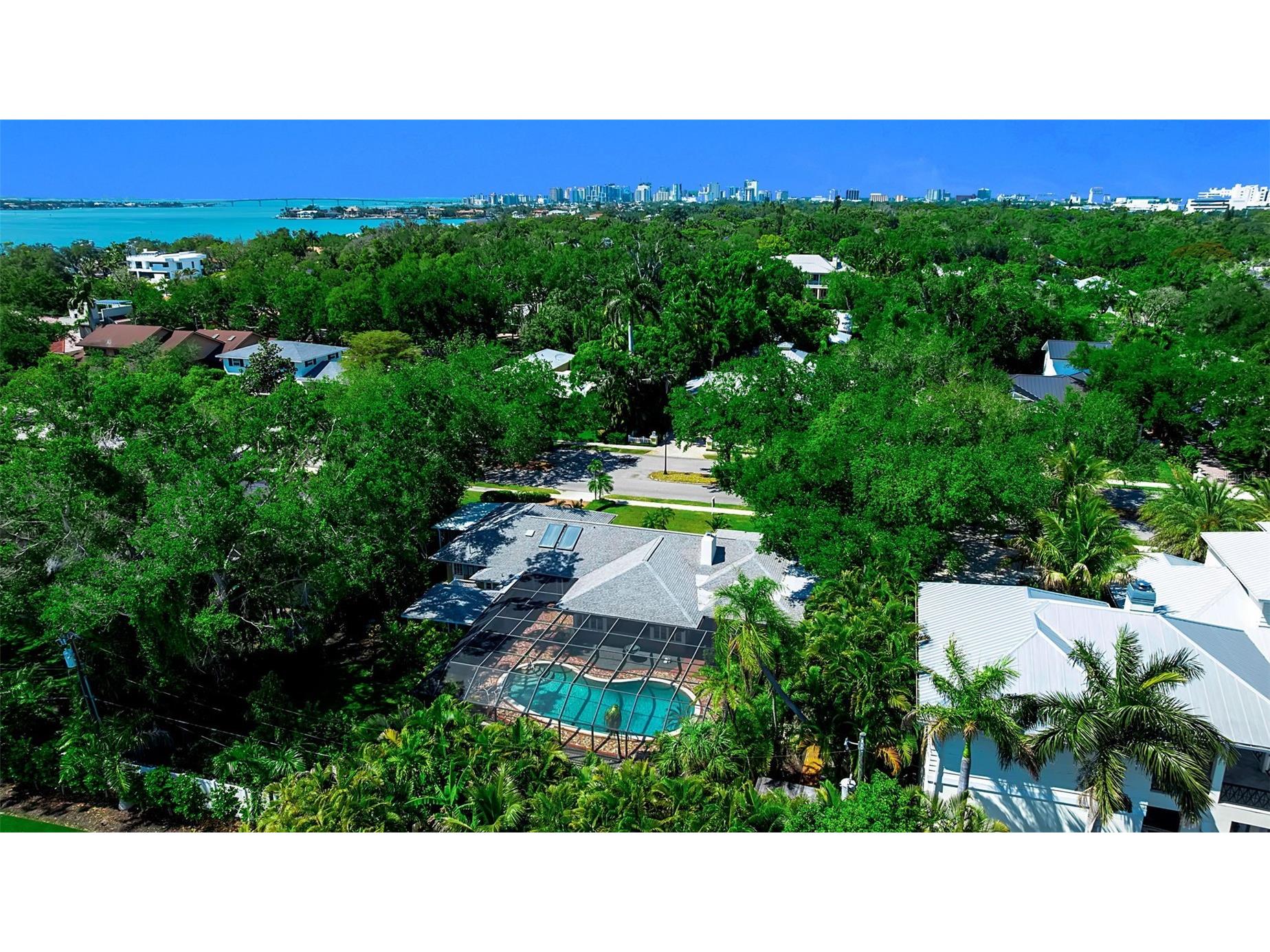 1714 South Drive Sarasota FL 34239 A4686448 image60