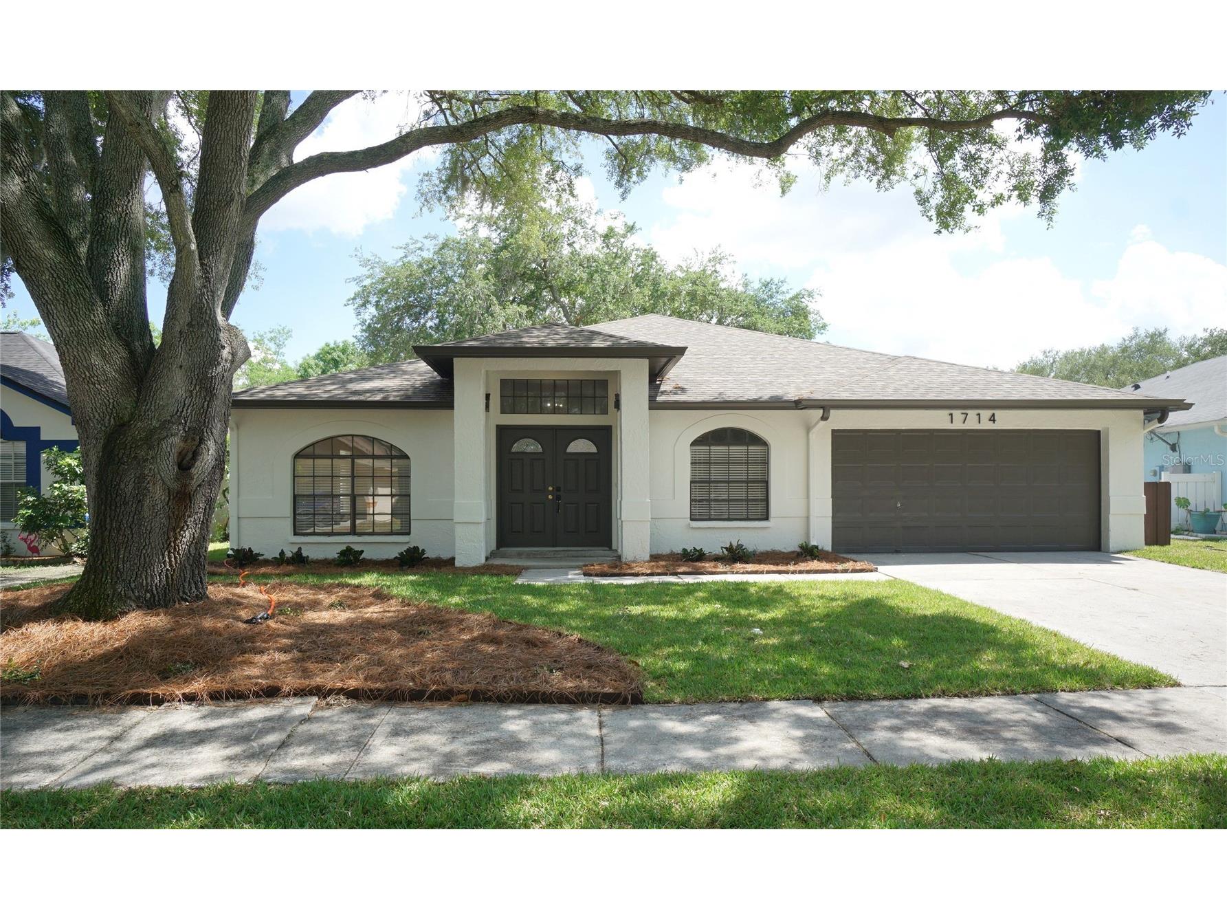 1714 Staysail Drive Valrico FL 33594 TB8502328 image1