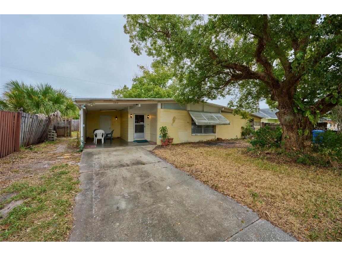 1714 Waikiki Way Tampa FL 33619 T3486117 image1