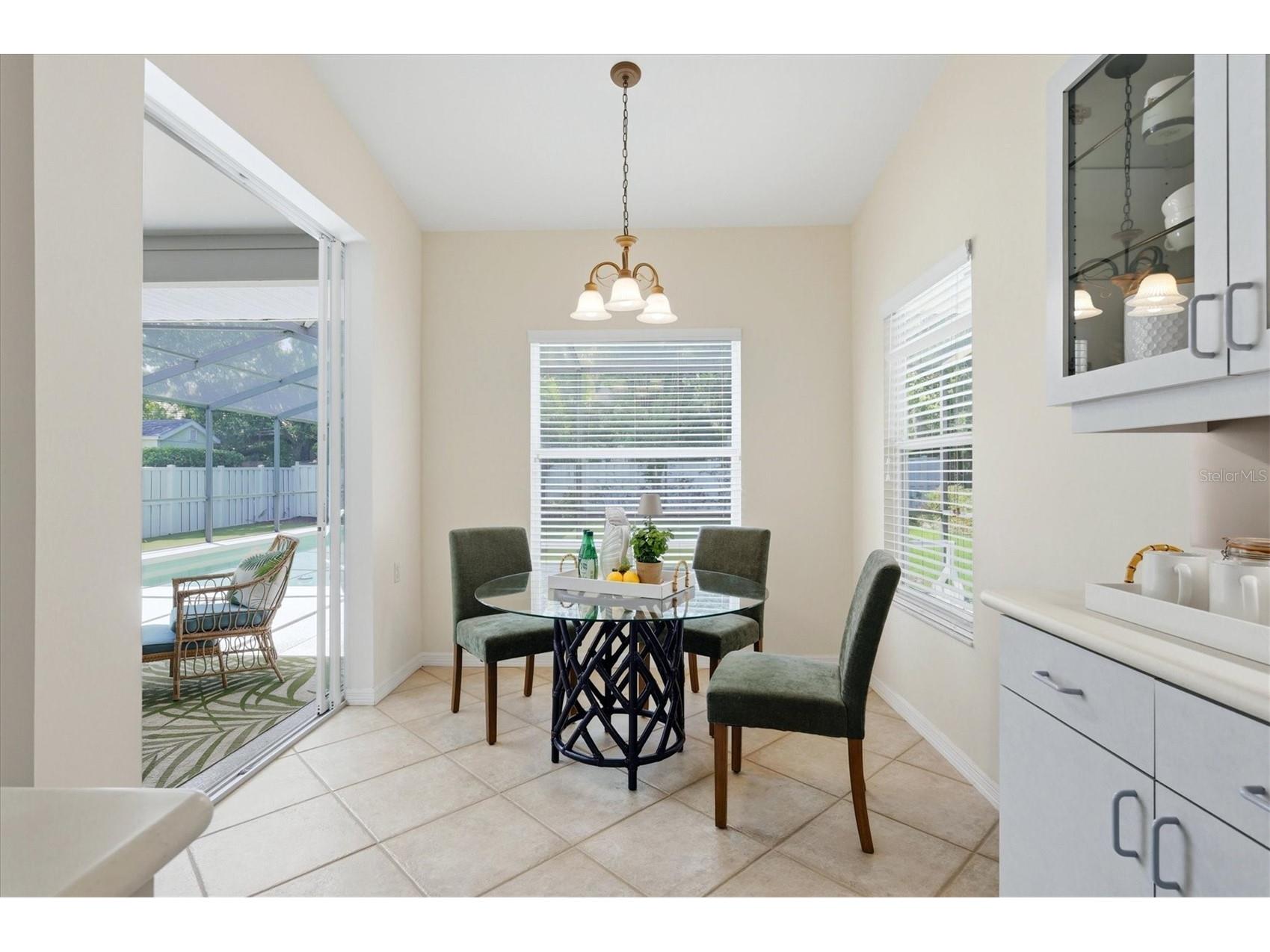 1714 Waldemere Street Sarasota FL 34239 A4688029 image10