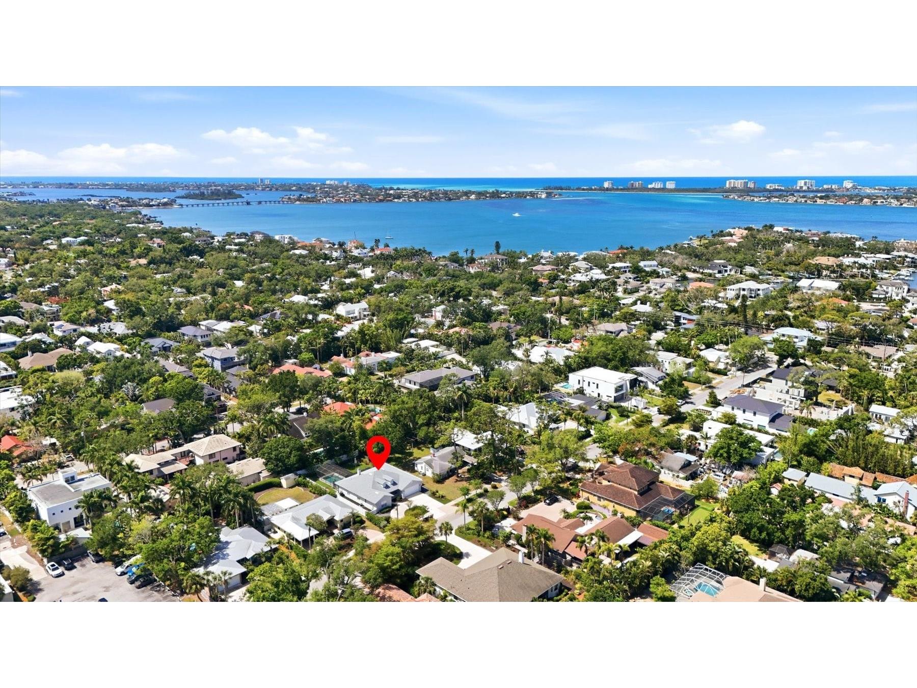 1714 Waldemere Street Sarasota FL 34239 A4688029 image2