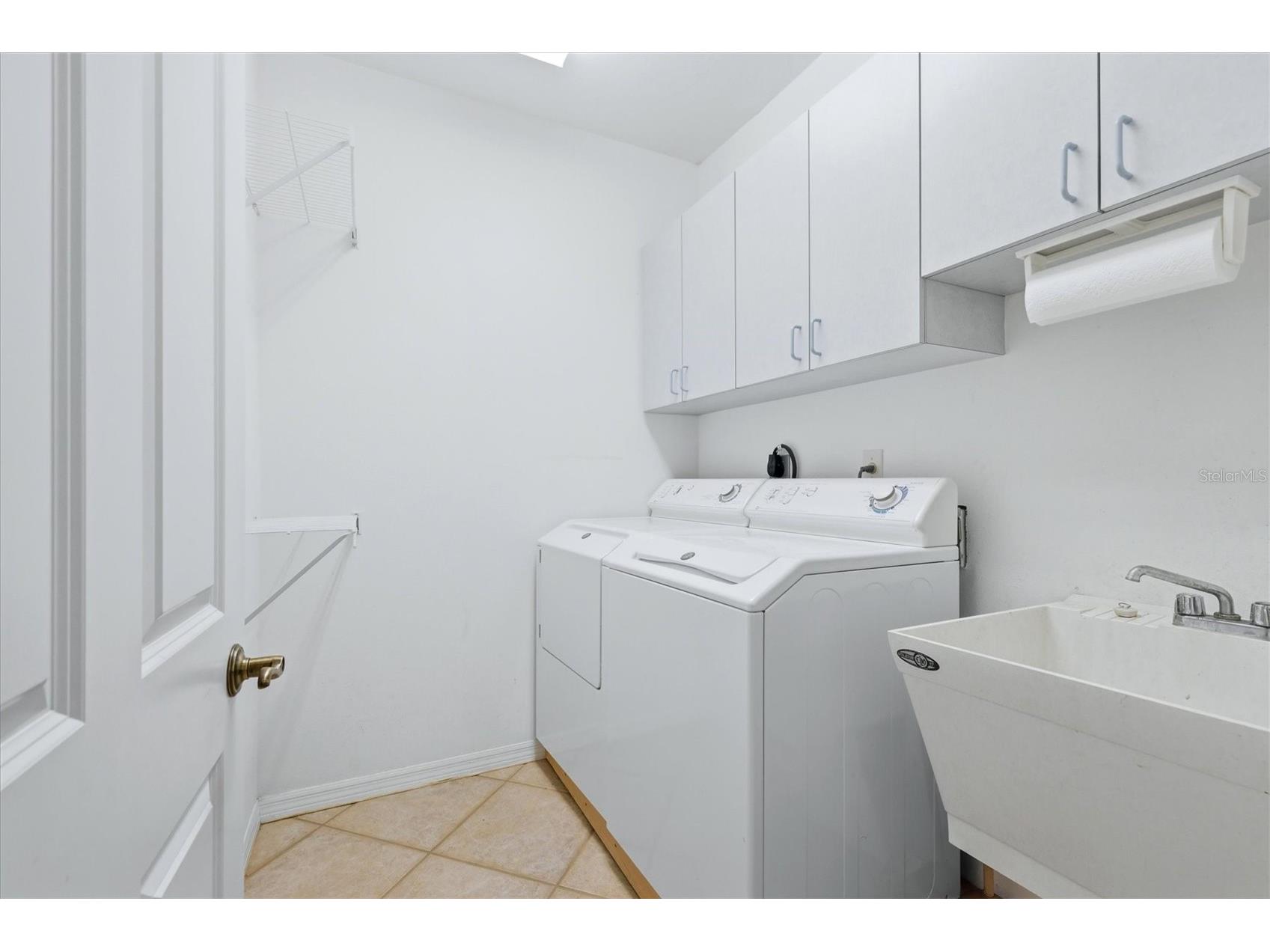 1714 Waldemere Street Sarasota FL 34239 A4688029 image22