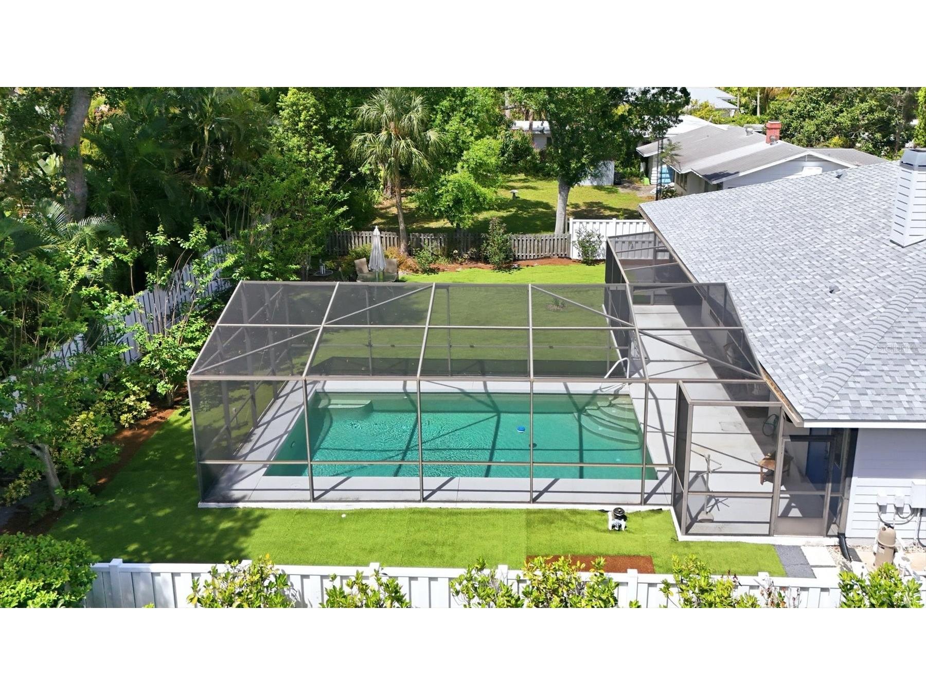 1714 Waldemere Street Sarasota FL 34239 A4688029 image4