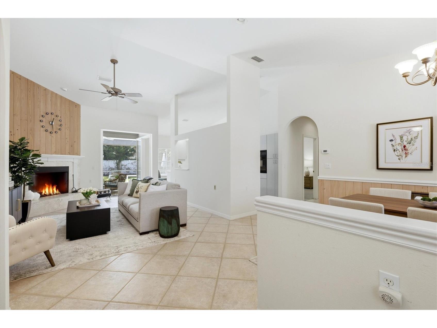 1714 Waldemere Street Sarasota FL 34239 A4688029 image6