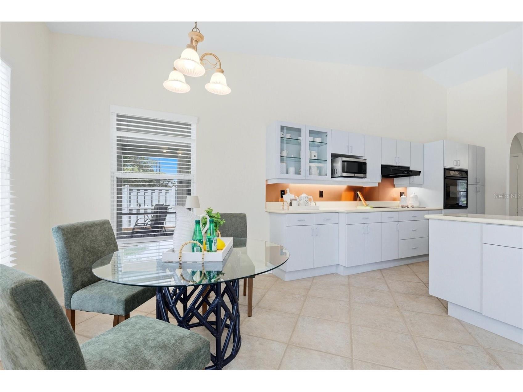1714 Waldemere Street Sarasota FL 34239 A4688029 image9