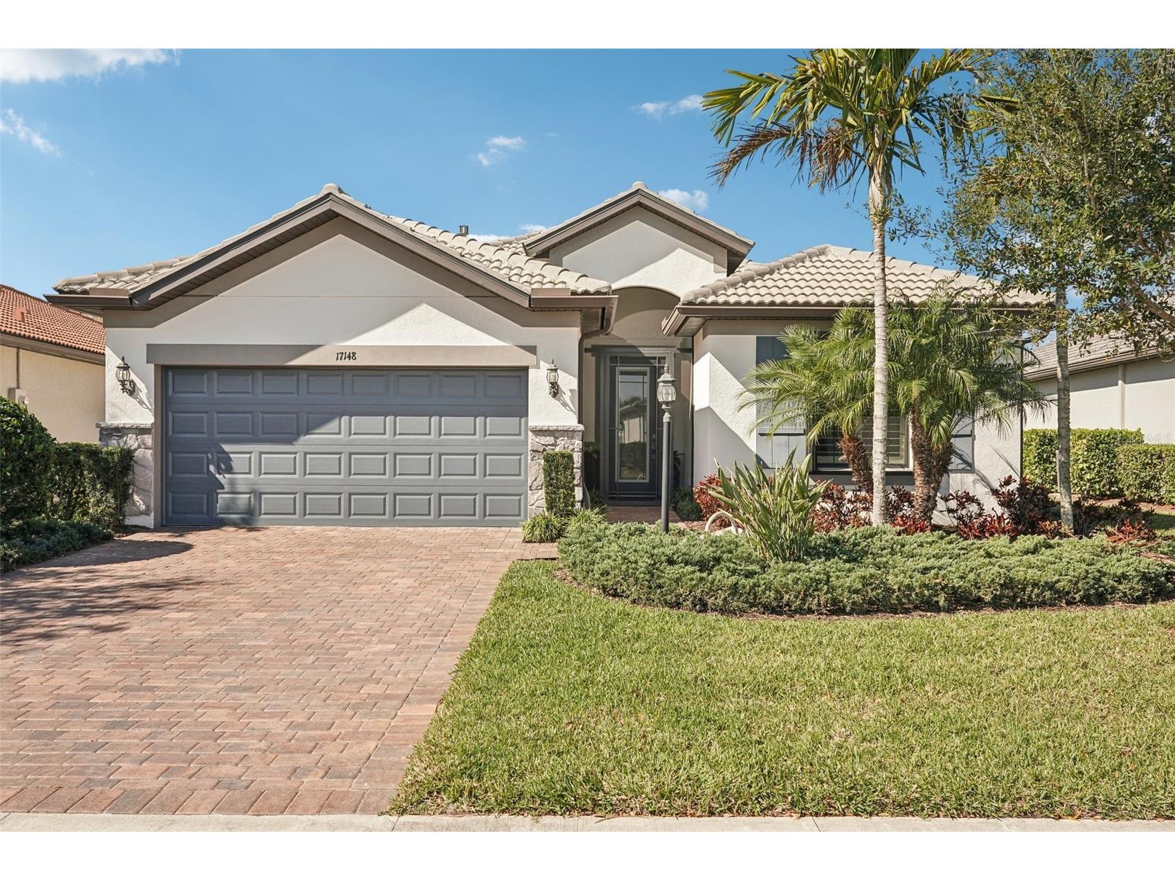 17148 Hampton Falls Terrace Bradenton FL 34202 A4669046 image1