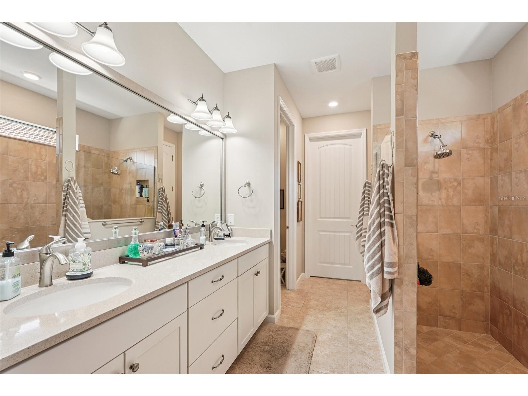 17148 Hampton Falls Terrace Bradenton FL 34202 A4669046 image28