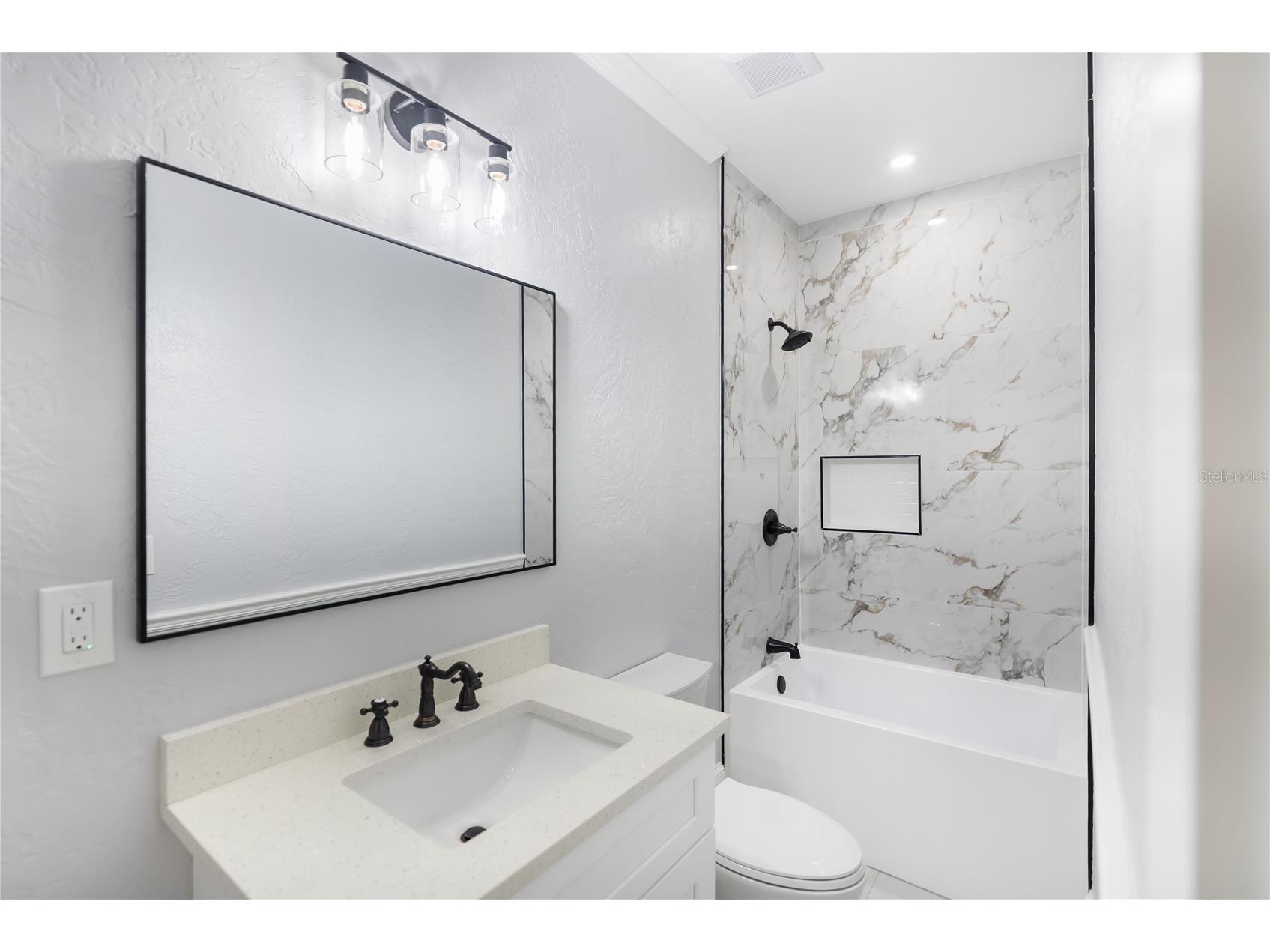 1715 6th Avenue W Bradenton FL 34205 A4678395 image40