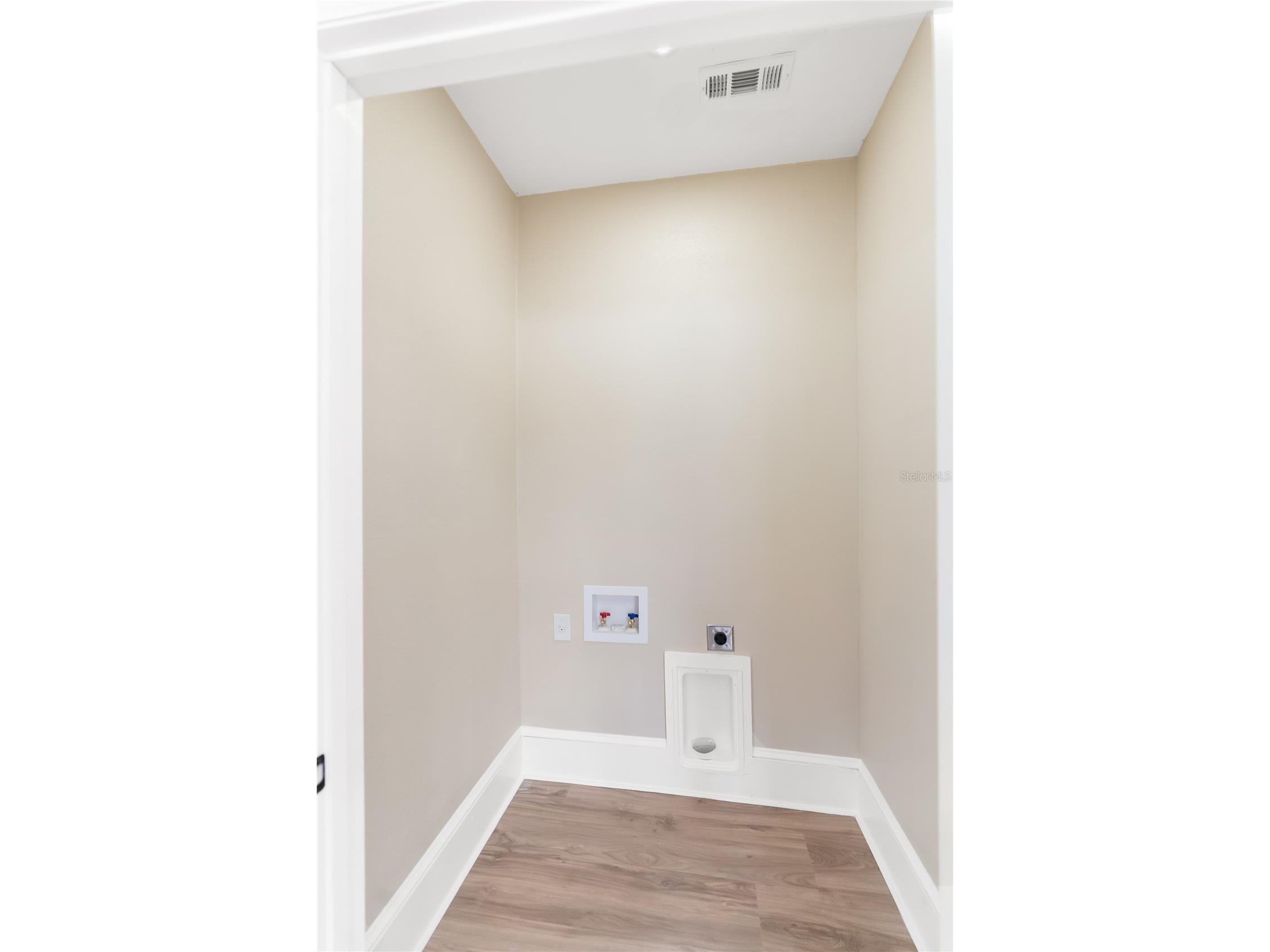 1715 6th Avenue W Bradenton FL 34205 A4678395 image52