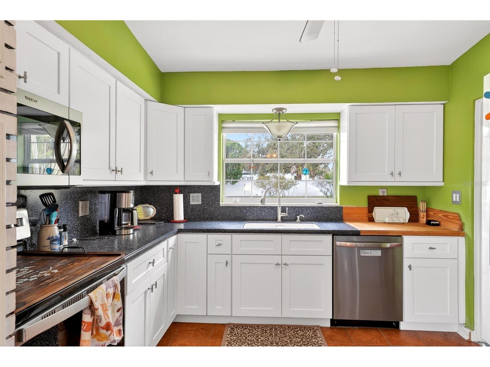 1715 Areca Way Daytona Beach FL 32117 V4947931 image14