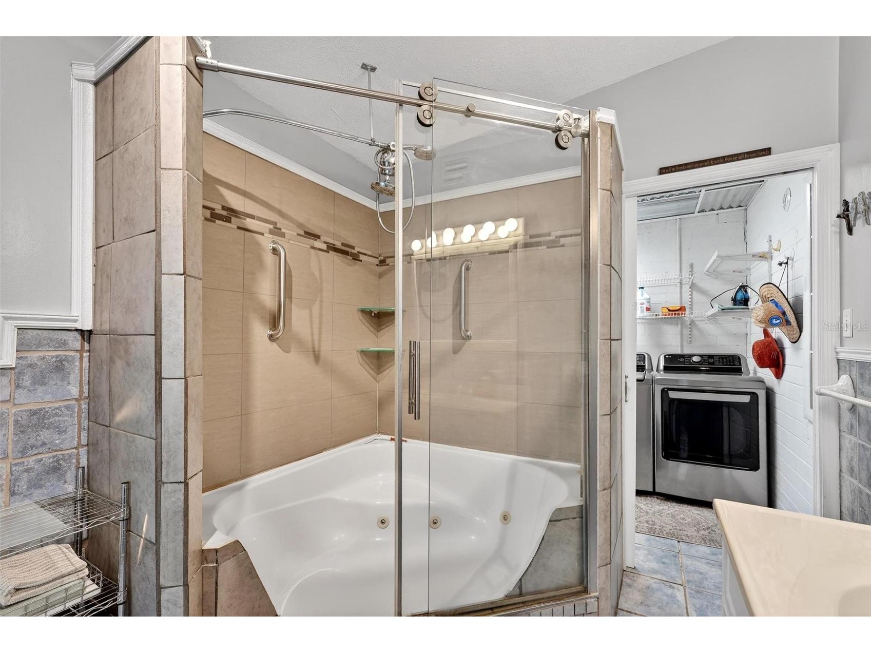 1715 Areca Way Daytona Beach FL 32117 V4947931 image33