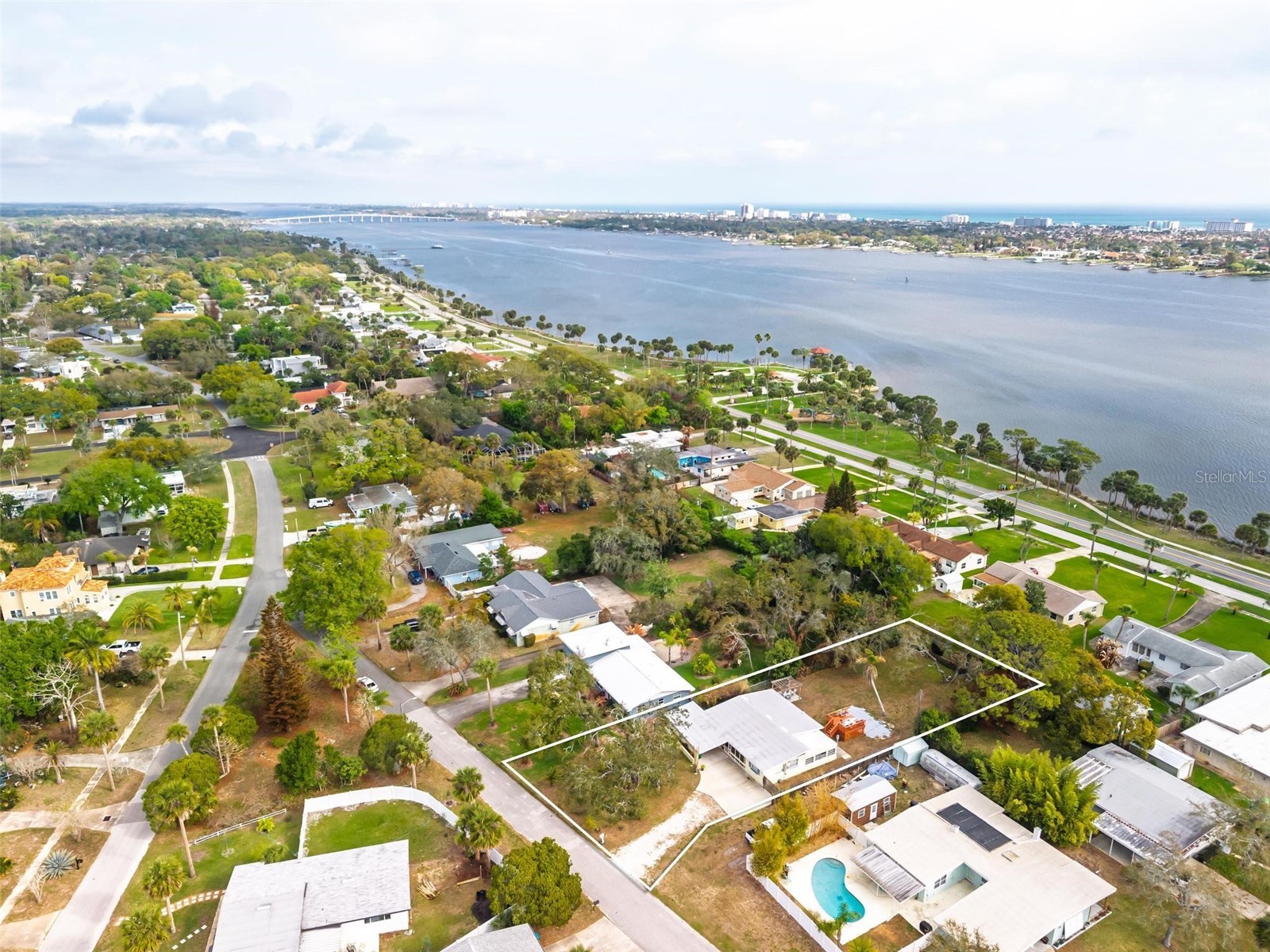 1715 Areca Way Daytona Beach FL 32117 V4947931 image50