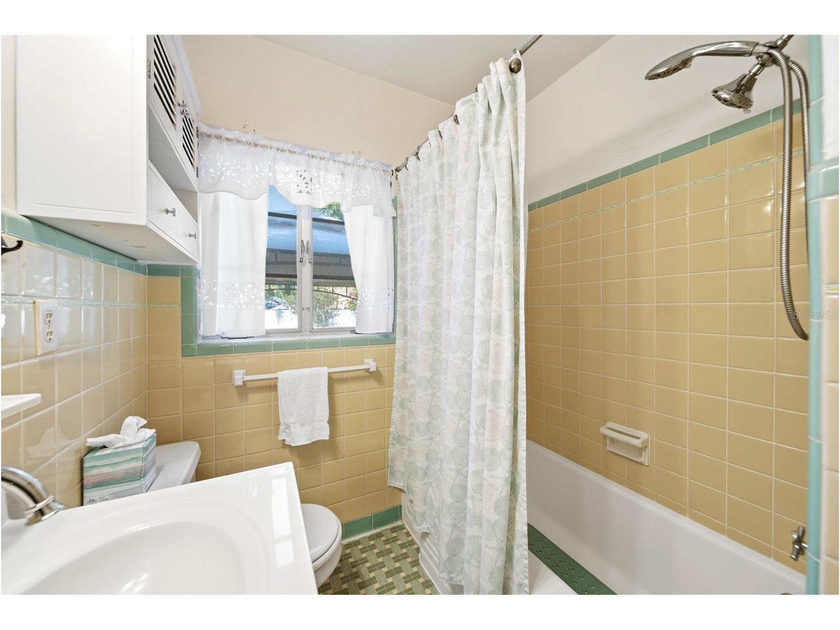 1715 Canton Street Orlando FL 32803 O6360588 image19