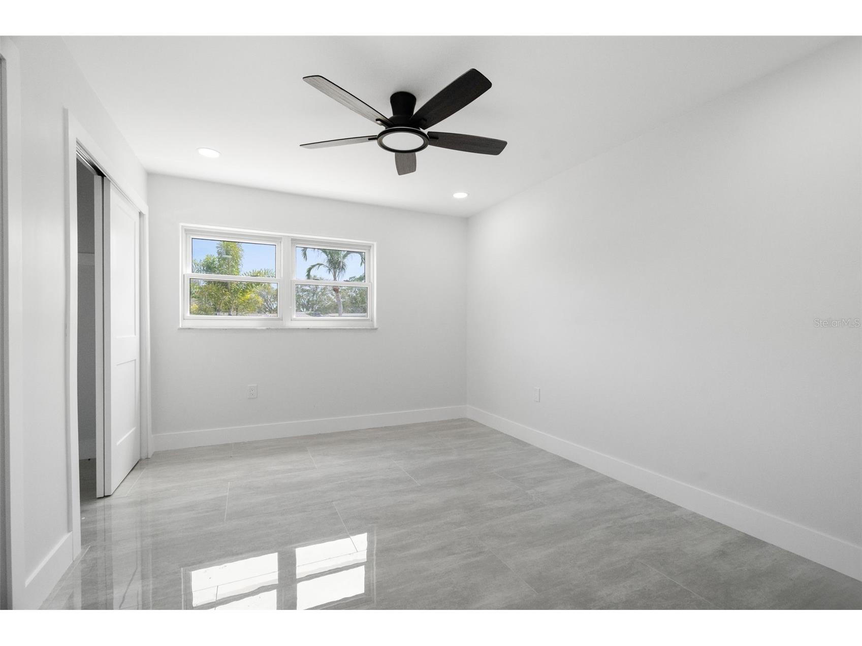 1715 Delaware Avenue NE Saint Petersburg FL 33703 TB8504603 image21