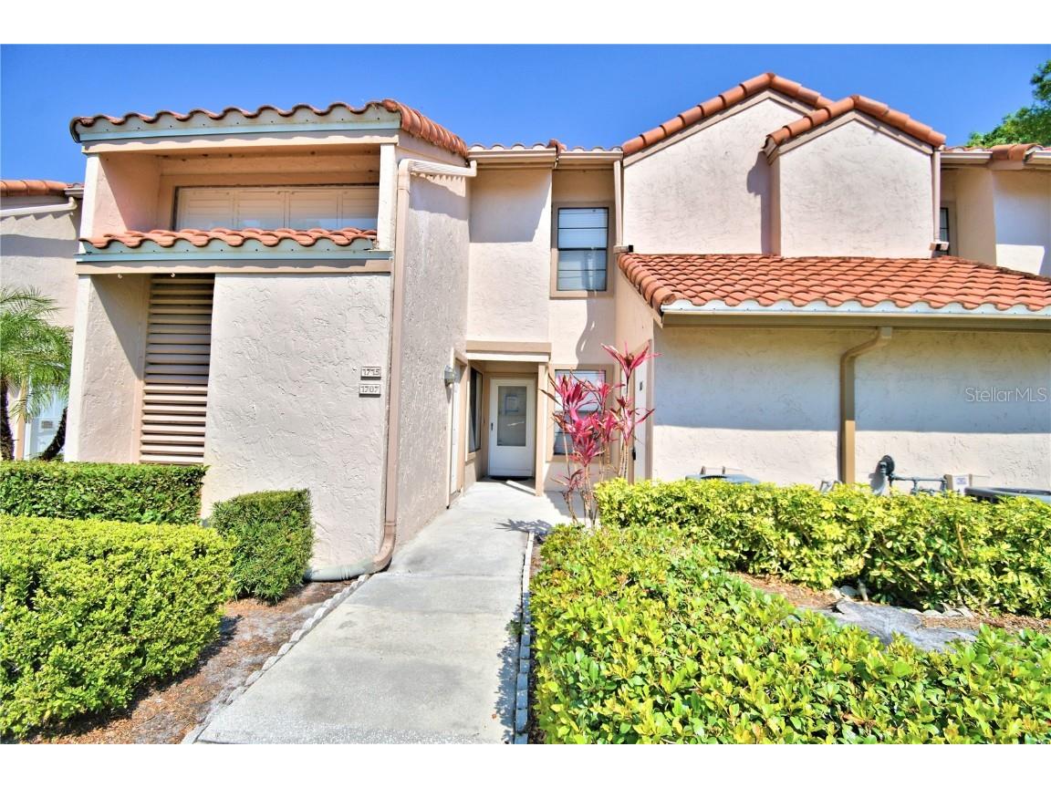 1715 Garden Lake Drive Winter Haven FL 33884 L4935654 image1