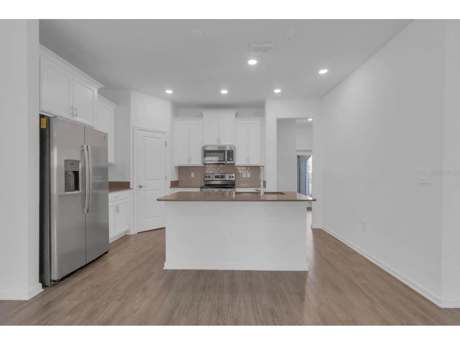 1715 Happiness Row Kissimmee FL 34744 S5142449 image9
