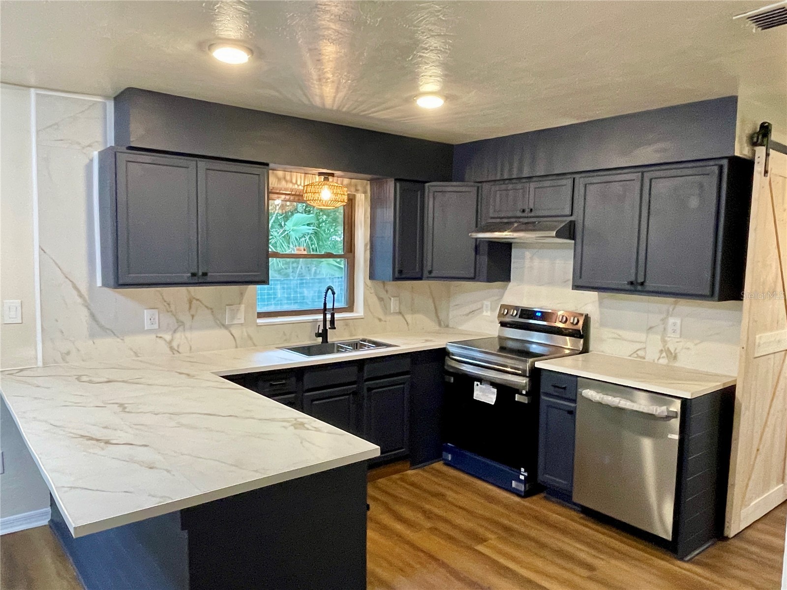 1715 NE 6th Place Gainesville FL 32641 GC536603 image10