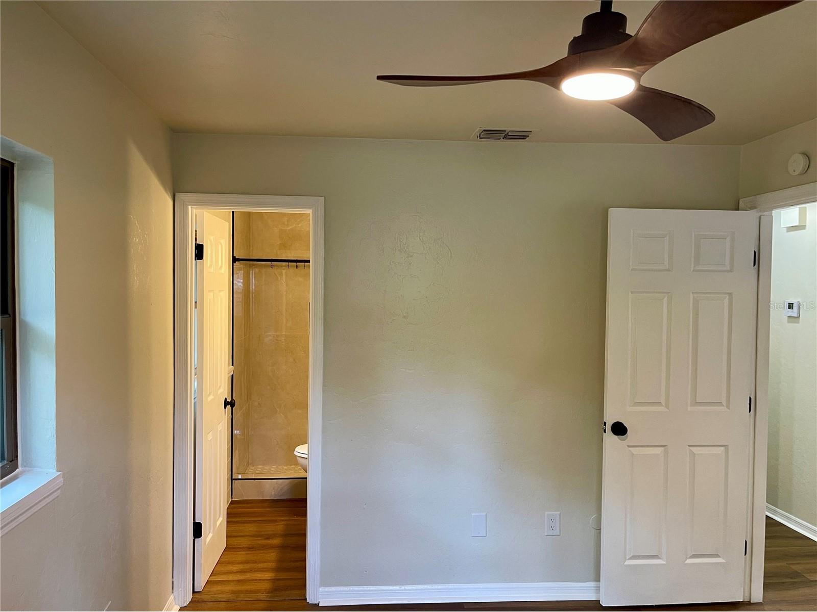 1715 NE 6th Place Gainesville FL 32641 GC536603 image17