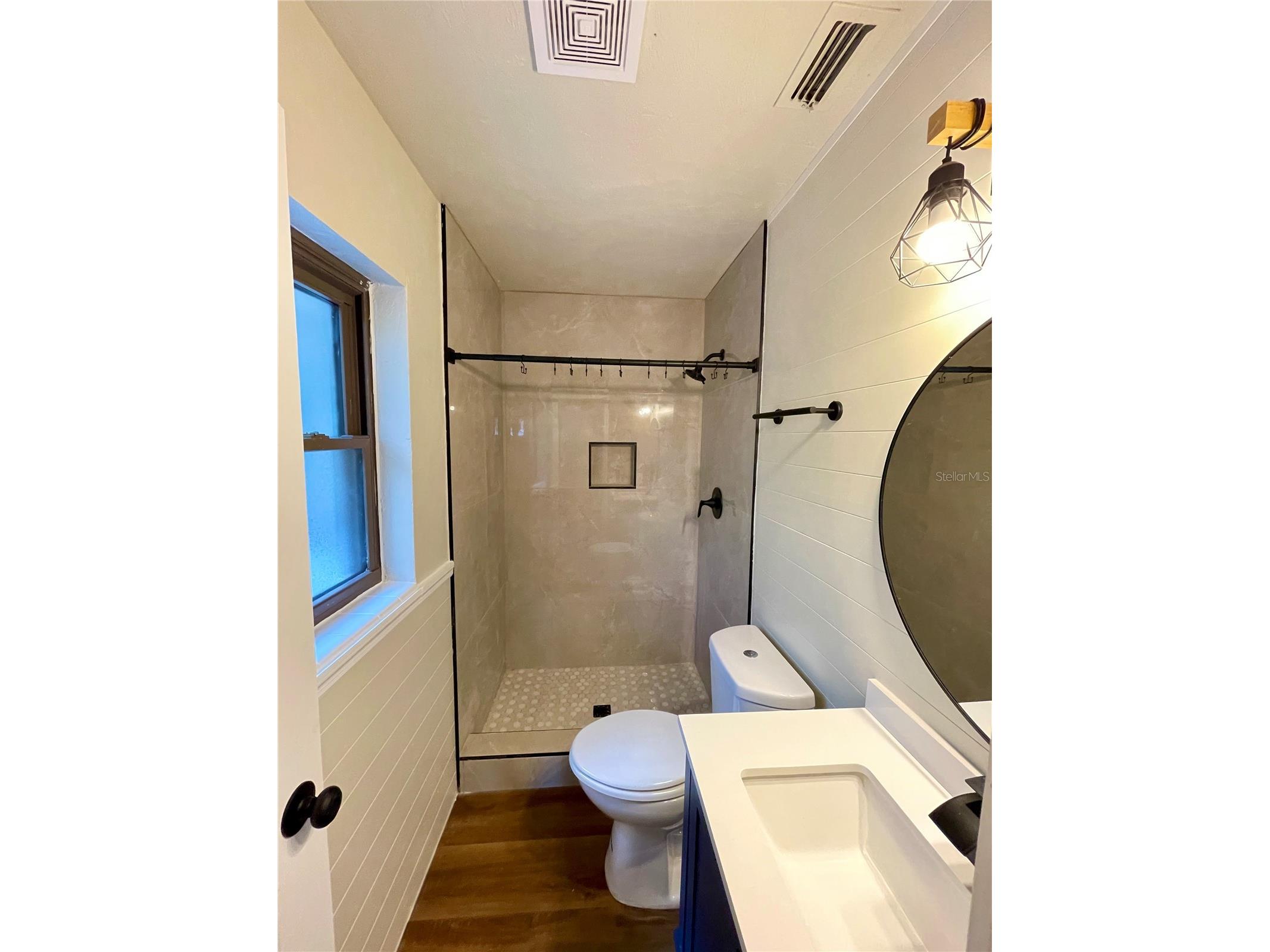 1715 NE 6th Place Gainesville FL 32641 GC536603 image20