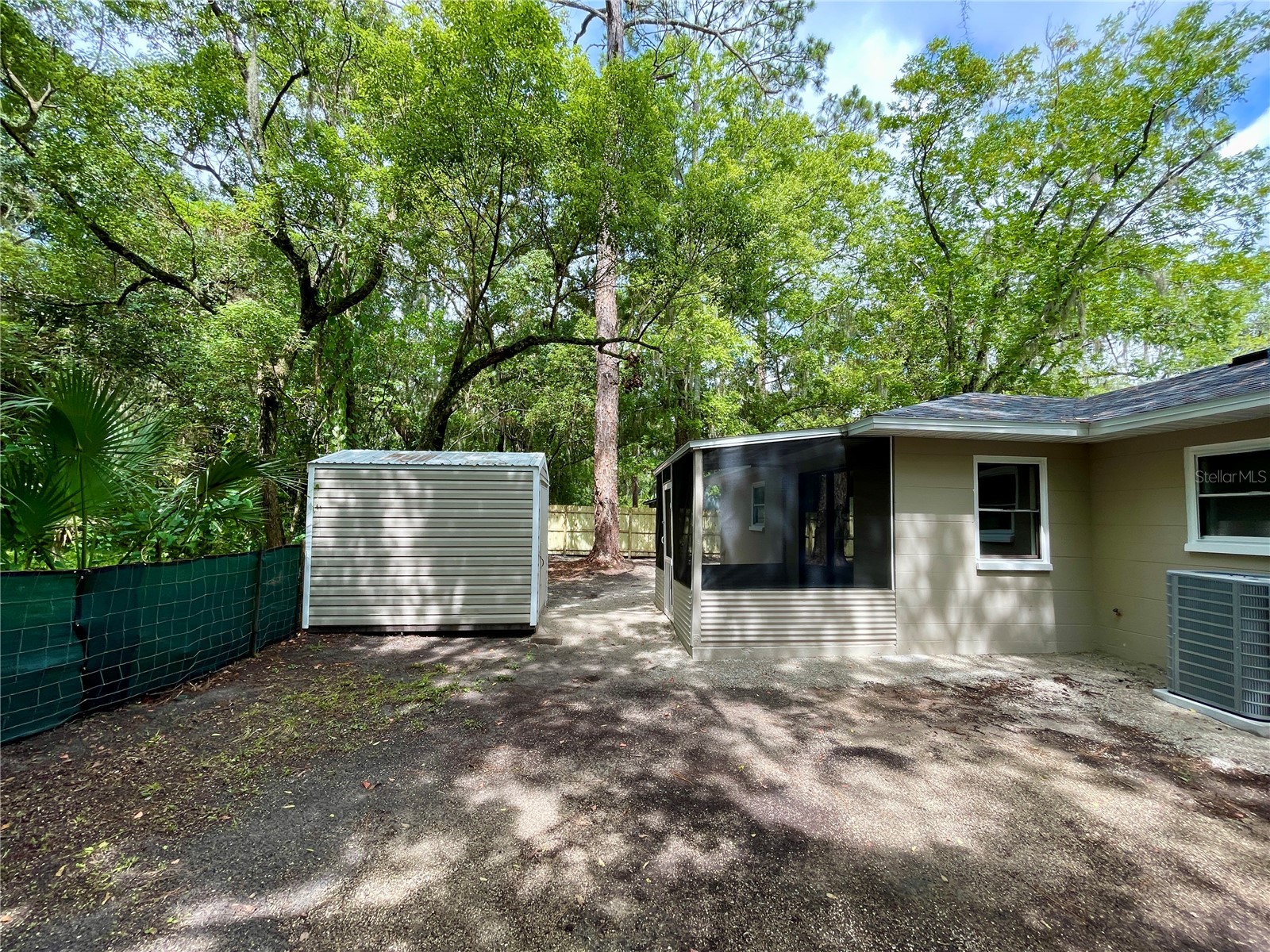 1715 NE 6th Place Gainesville FL 32641 GC536603 image24