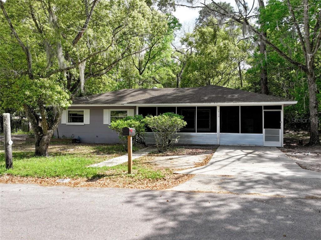 1715 NE 6th Place Gainesville FL 32641 O6295352 image1