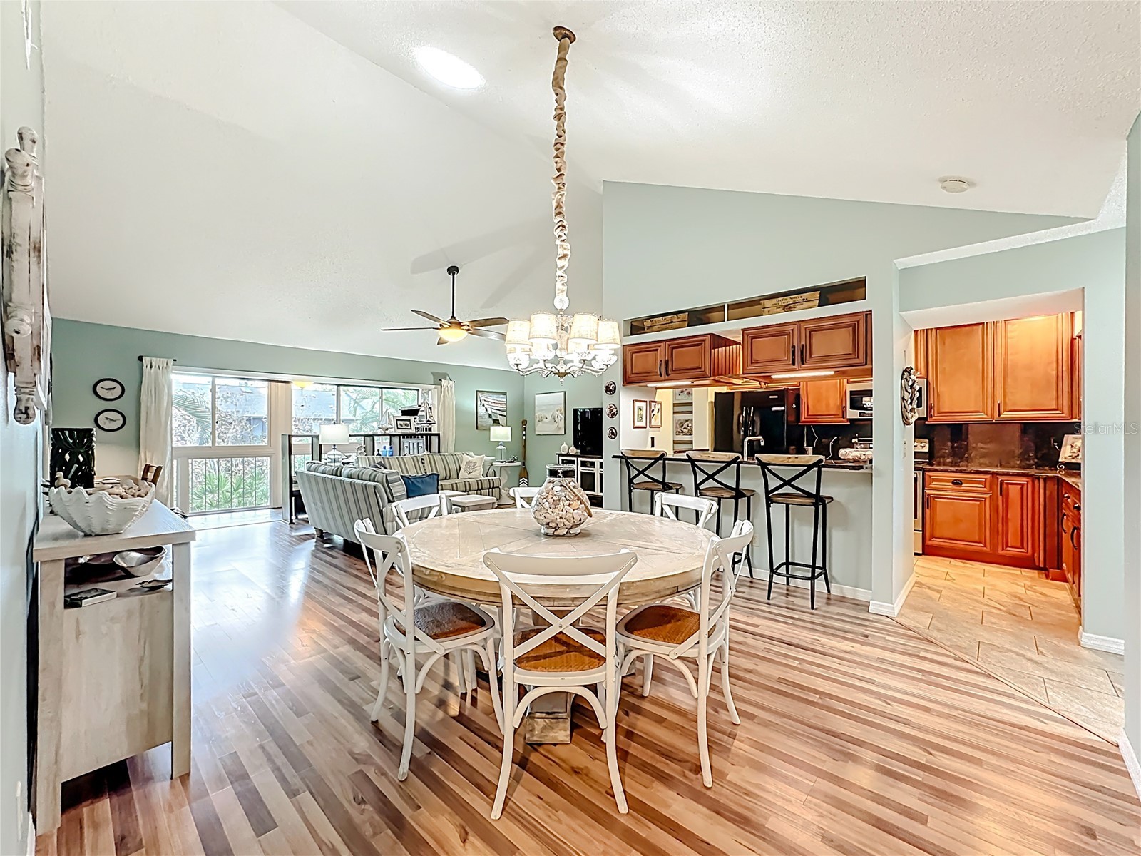 1715 Pelican Cove Road #GL438 Sarasota FL 34231 A4684687 image12