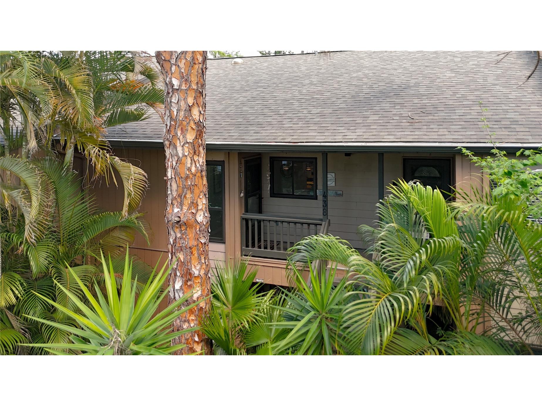 1715 Pelican Cove Road #GL438 Sarasota FL 34231 A4684687 image3