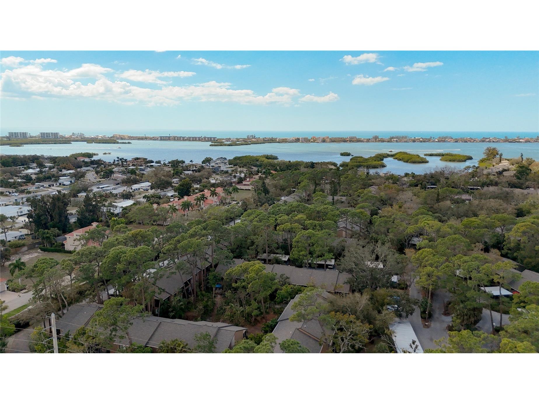 1715 Pelican Cove Road #GL438 Sarasota FL 34231 A4684687 image40