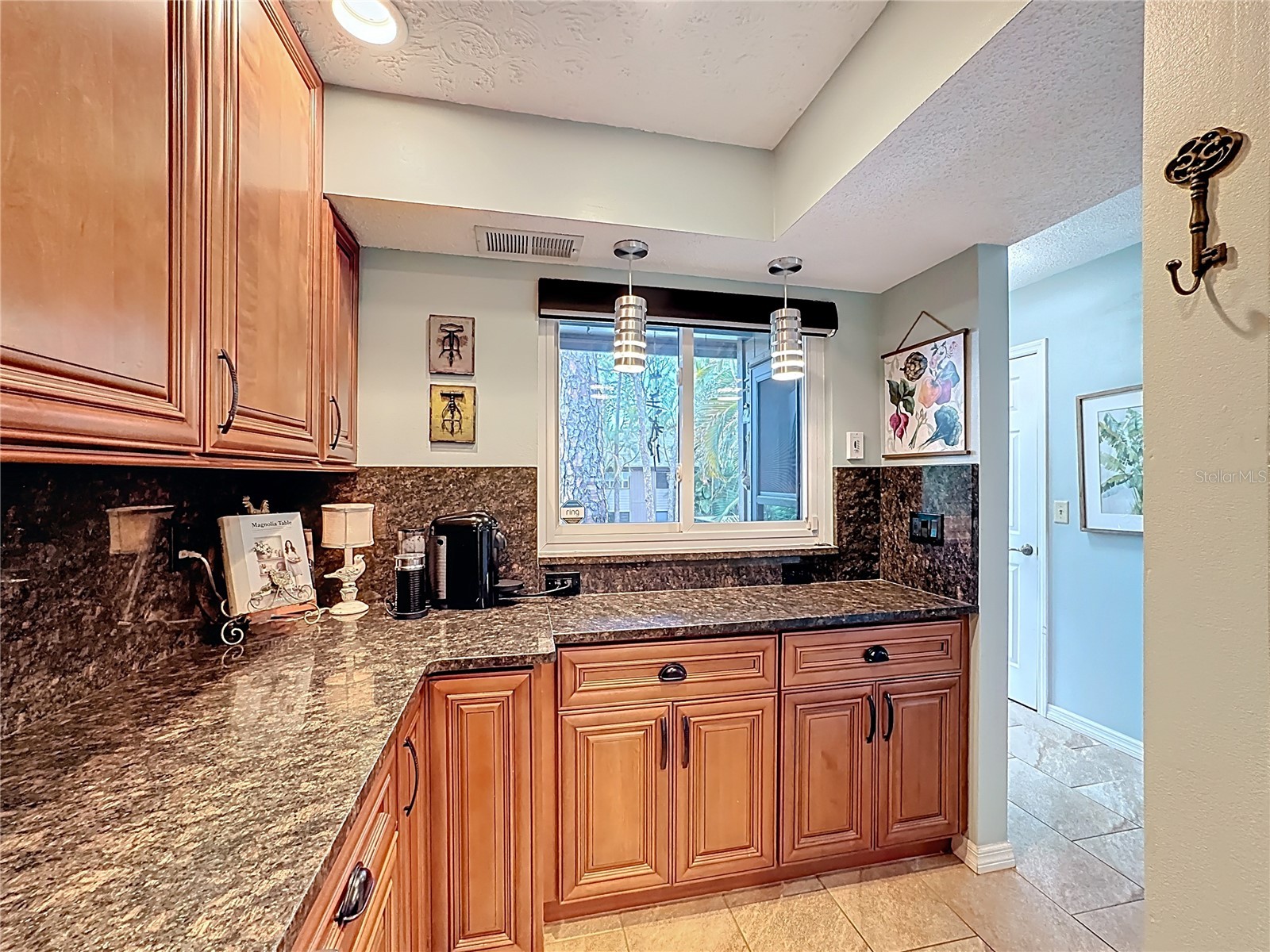 1715 Pelican Cove Road #GL438 Sarasota FL 34231 A4684687 image9