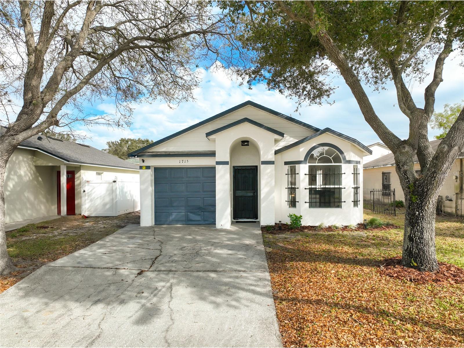 1715 Pointe Ridge Court Orlando FL 32808 O6374180 image2