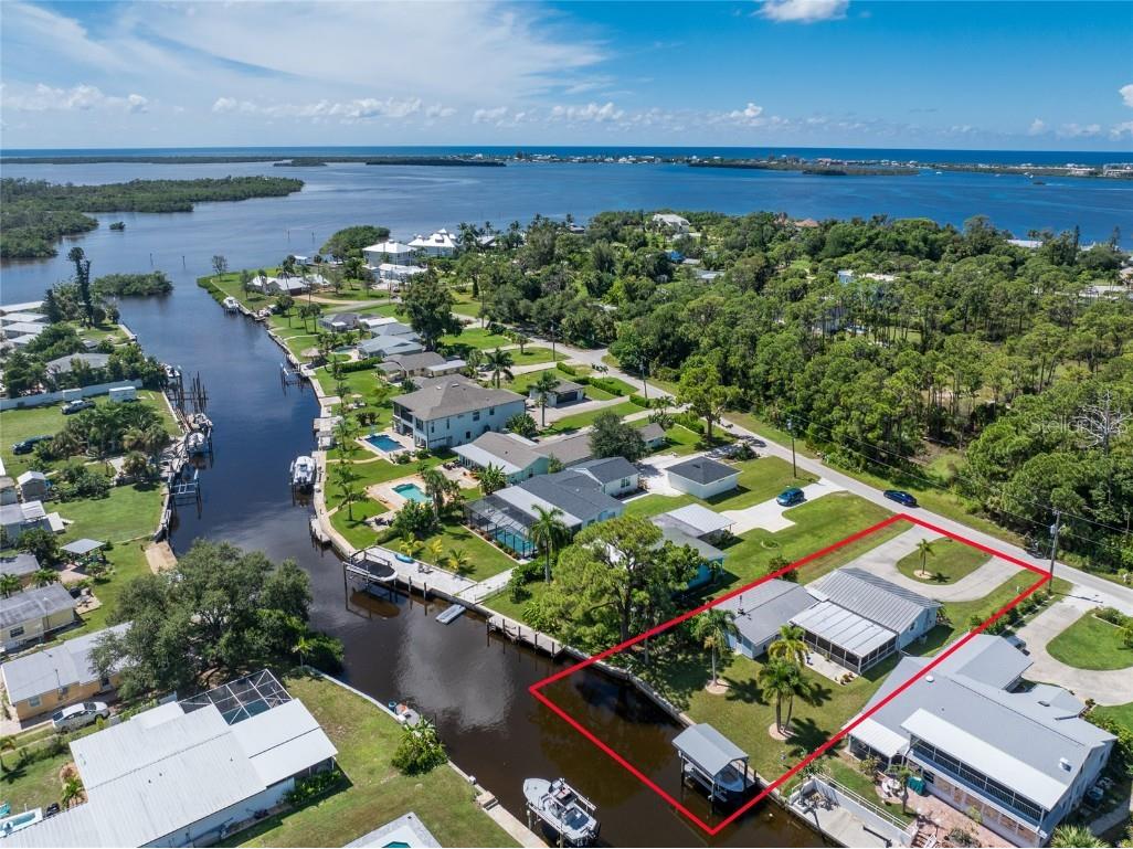 1715 Riverside Drive Englewood FL 34223 D6138279 image1