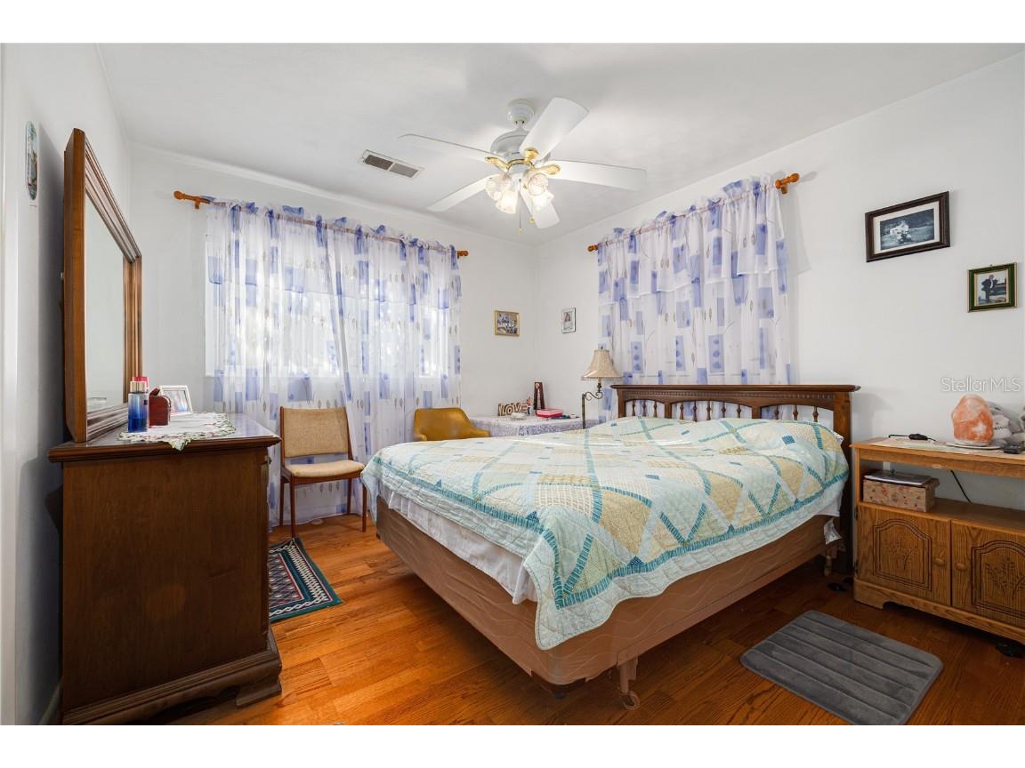 1715 S Jefferson Avenue Largo FL 33770 TB8449699 image18