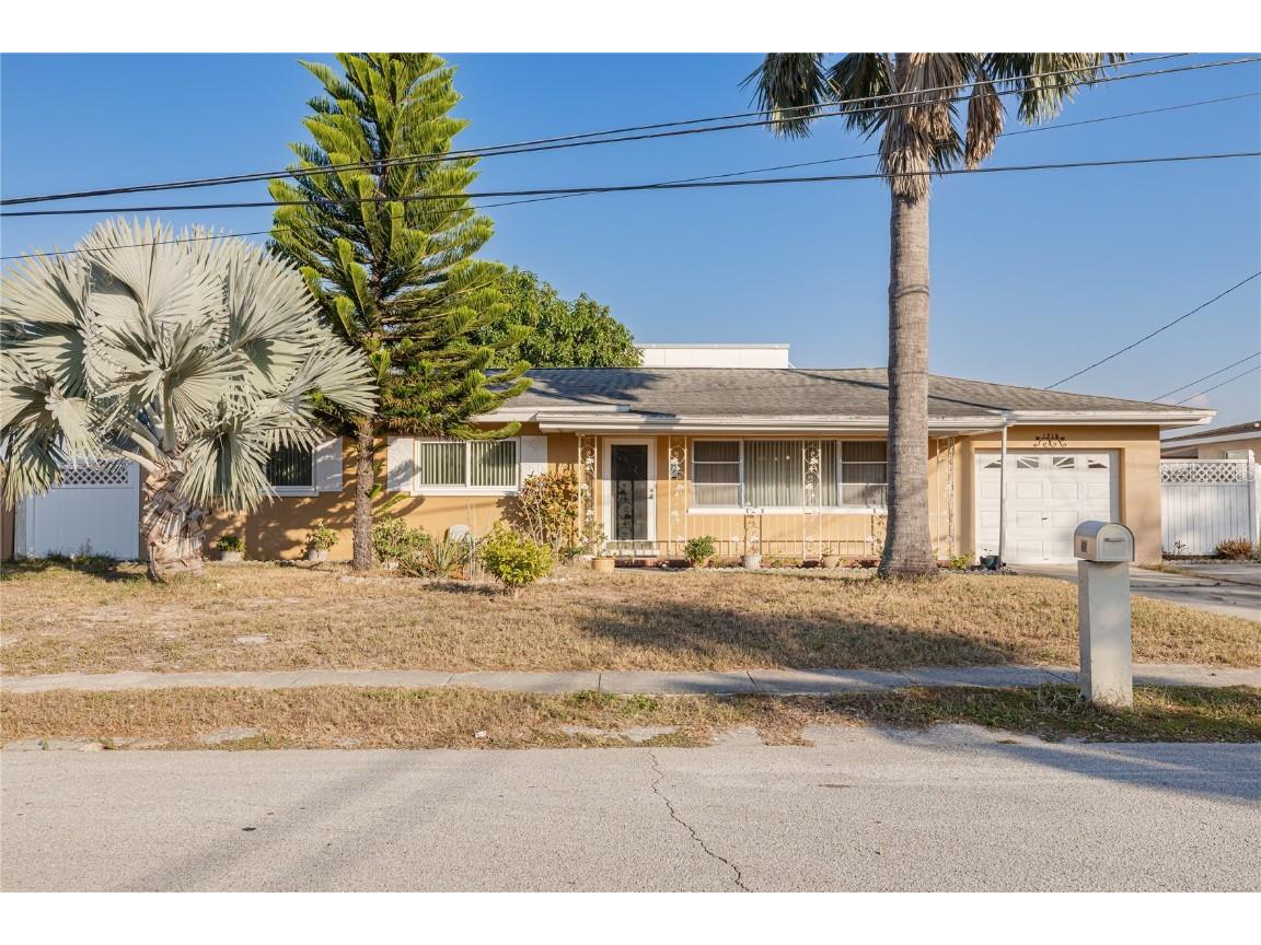 1715 S Jefferson Avenue Largo FL 33770 TB8449699 image2