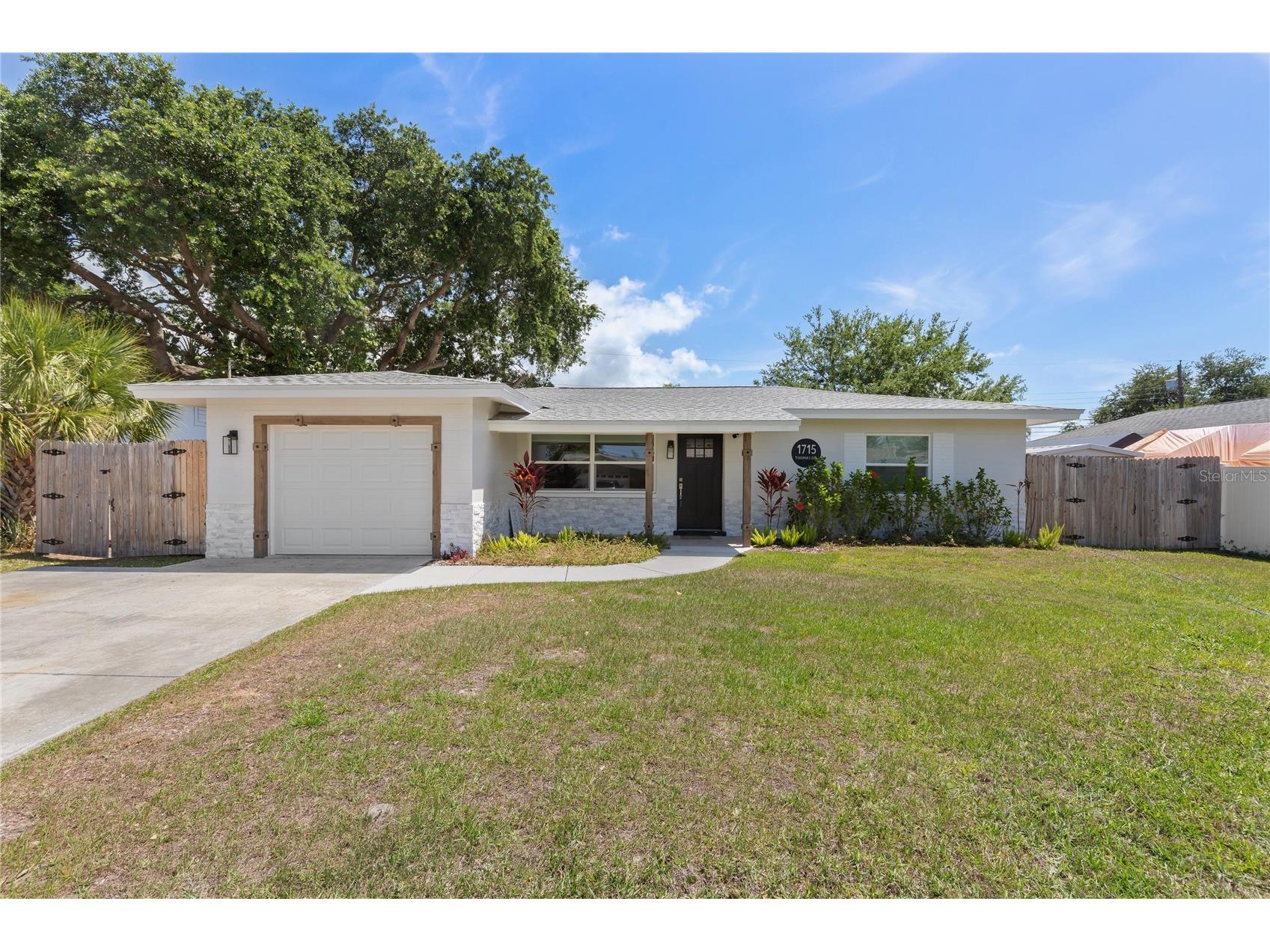 1715 Thomas Drive Clearwater FL 33759 TB8491800 image1