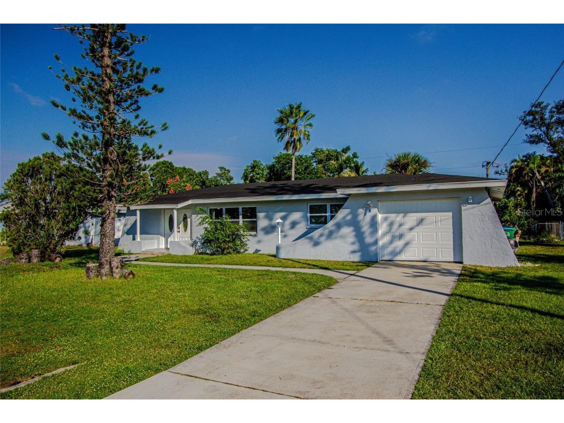 1715 Viscaya Parkway Cape Coral FL 33990 T3507402 image1