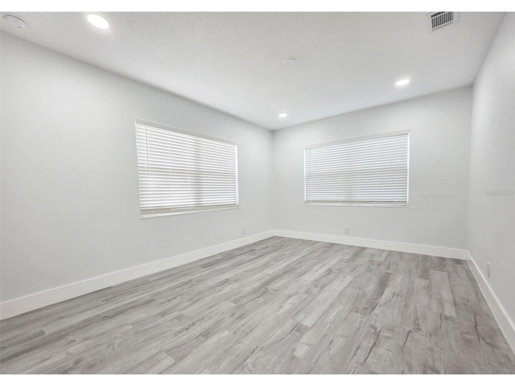 1715 W Atkinson Street Tampa FL 33604 TB8468663 image14