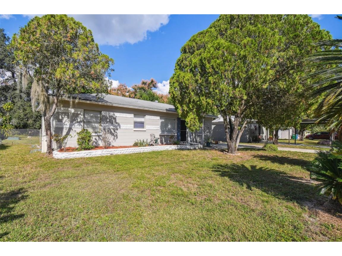 1715 W Followthru Drive Tampa FL 33612 T3488902 image1