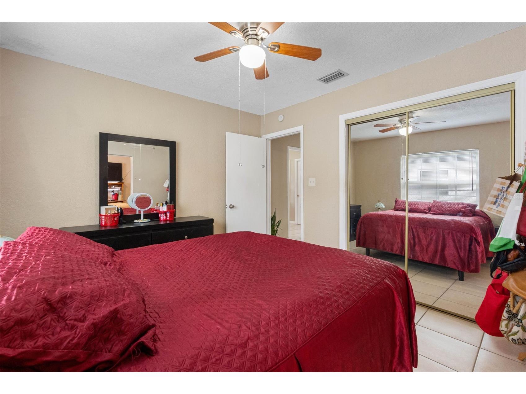 1715 W Saint John Street Tampa FL 33607 TB8428169 image46